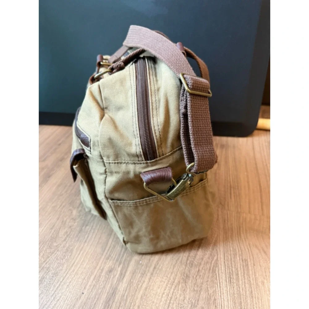 Duluth Trading Co Khaki Oilcloth Canvas Leather Trim Messenger Laptop Bag Field